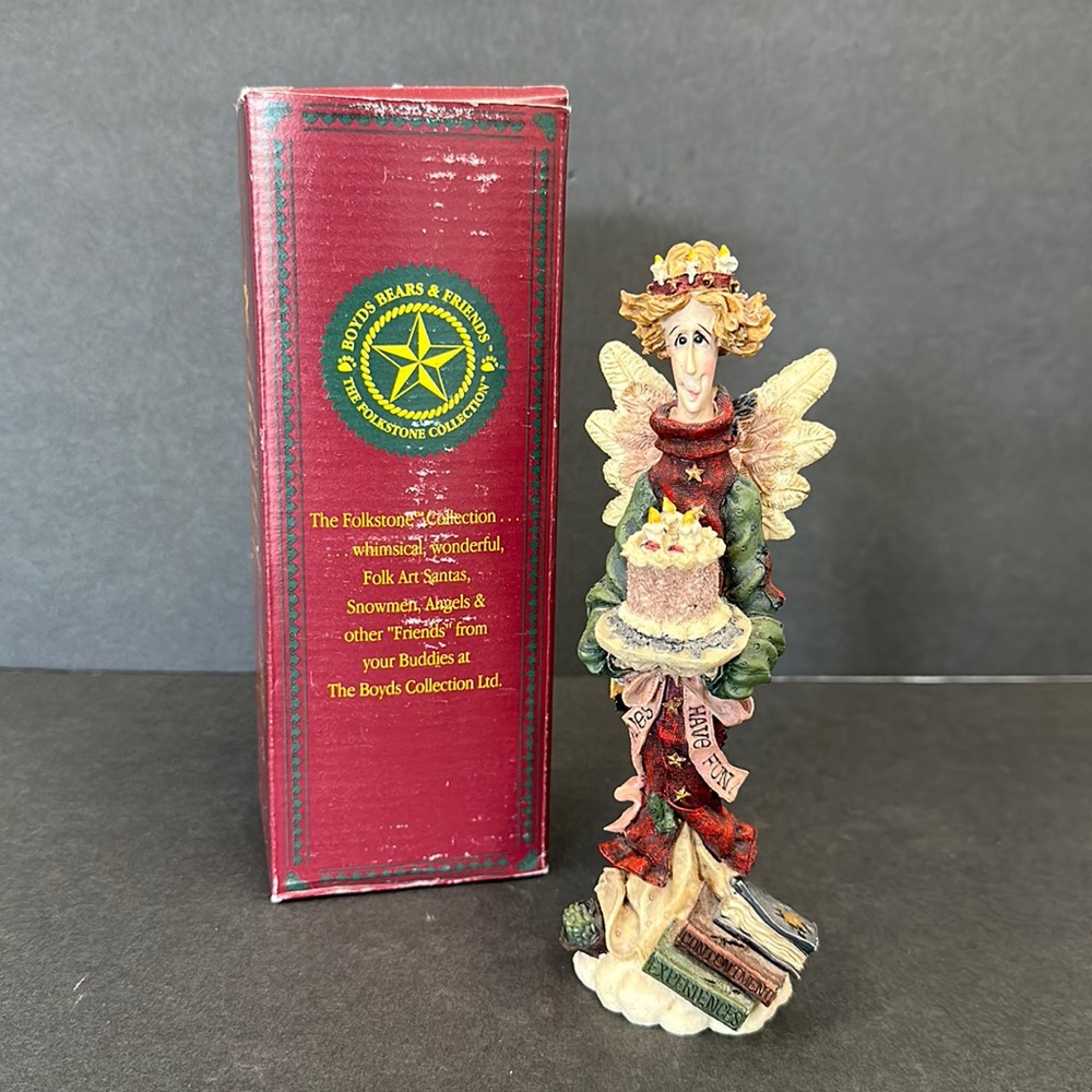 Boyd’s Bears & Friends figurine